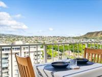 More Details about MLS # 202428795 : 2575 KUHIO AVENUE 1702