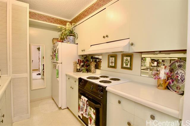 Photo #19: 202406905 Listing 