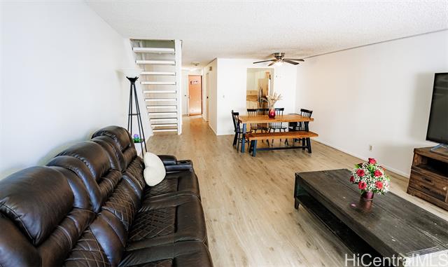 Photo #16: 202411092 Listing 