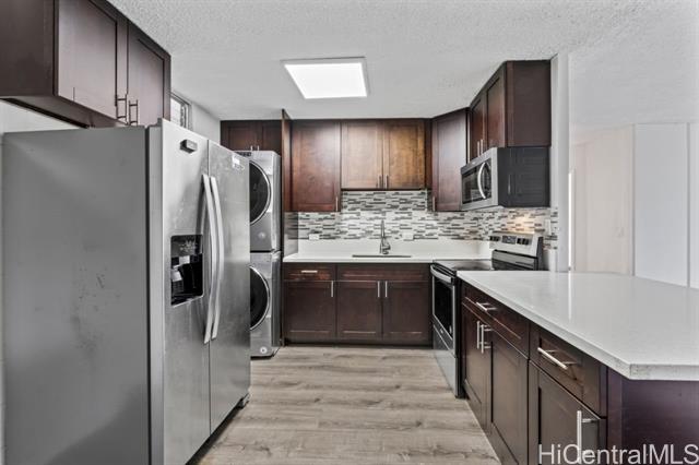 Photo #6: 202411227 Listing 