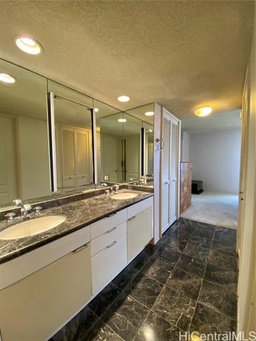 Photo #12: 202412617 Listing 