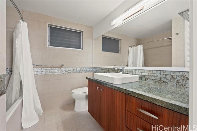 Photo #17: 202413841 Listing 