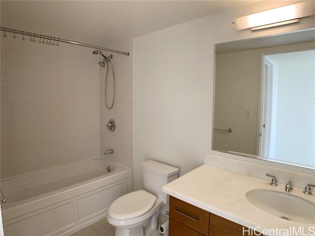 Photo #20: 202413925 Listing 