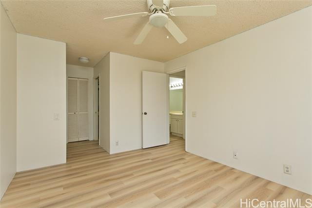 Photo #11: 202414589 Listing 