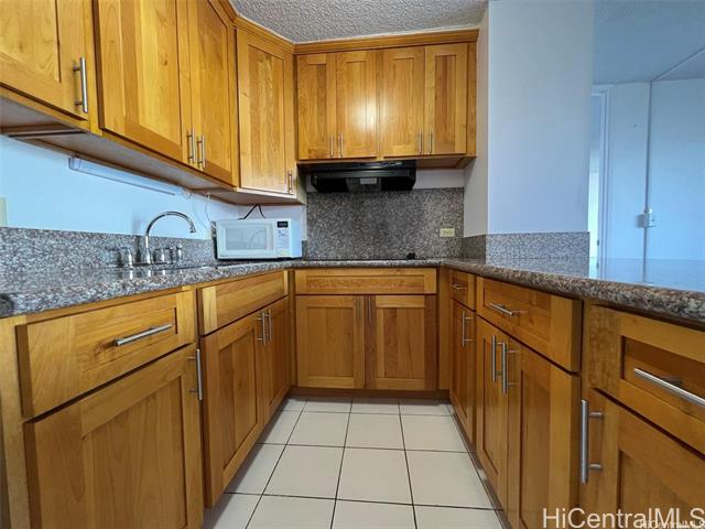 Photo #13: 202414954 Listing 