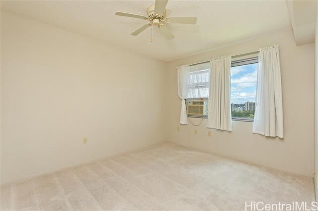 Photo #21: 202415145 Listing 