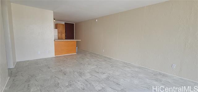 Photo #8: 202415244 Listing 