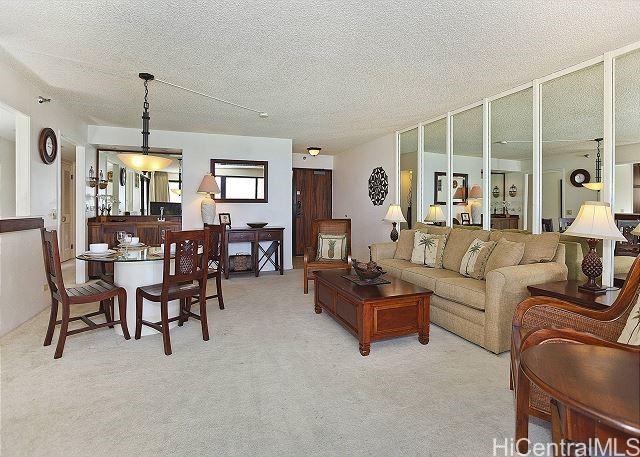 Photo #4: 202415830 Listing 