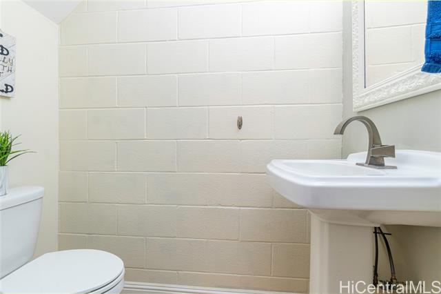 Photo #14: 202416029 Listing 