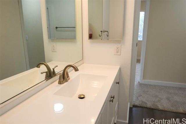 Photo #10: 202416999 Listing 