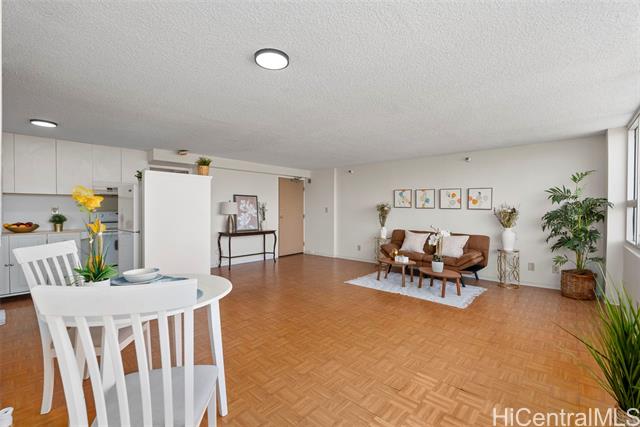 Photo #13: 202417148 Listing 