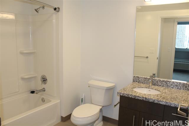 Photo #6: 202417572 Listing 