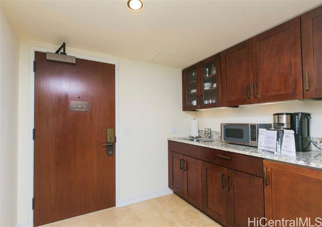 Photo #13: 202417916 Listing 