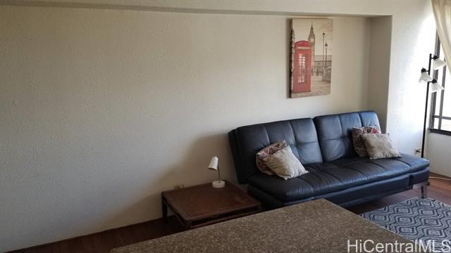 Photo #4: 202418068 Listing 