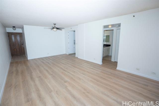 Photo #5: 202418150 Listing 