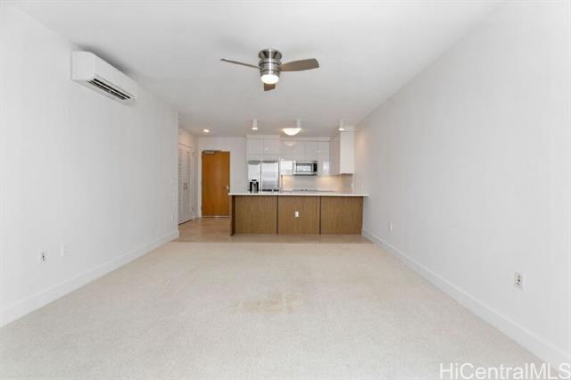 Photo #10: 202418490 Listing 