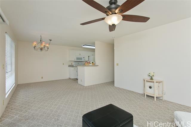 Photo #6: 202418986 Listing 