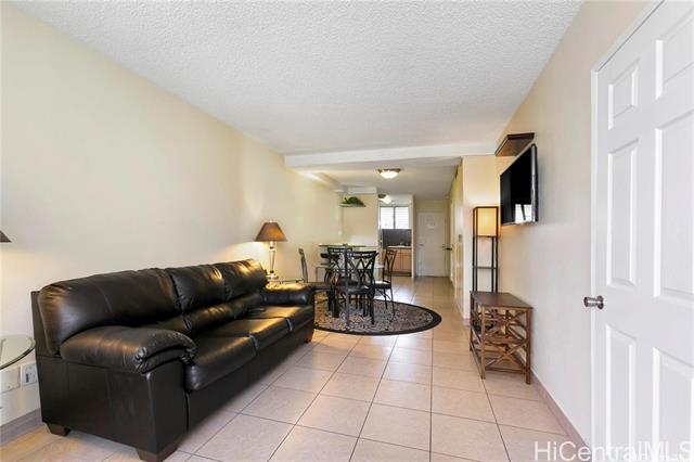 Photo #5: 202420508 Listing 