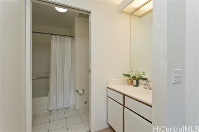 Photo #15: 202420800 Listing 