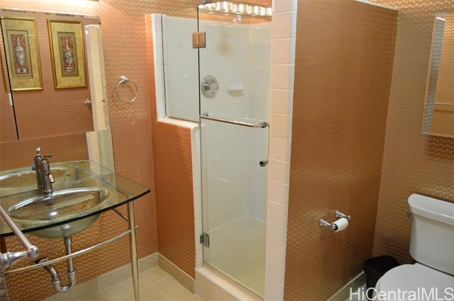 Photo #12: 202420849 Listing 