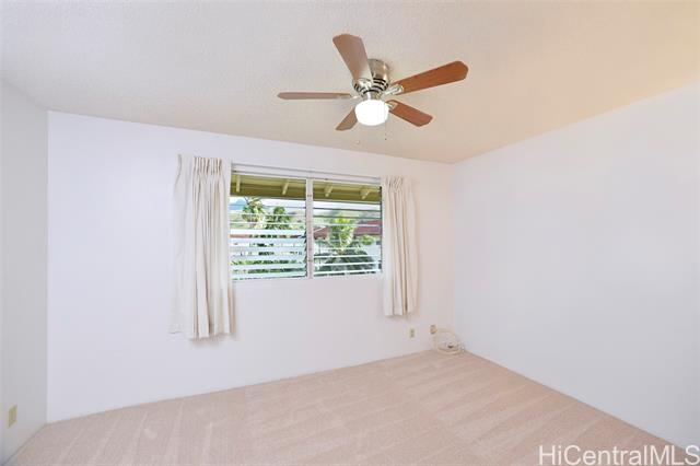 Photo #15: 202421044 Listing 