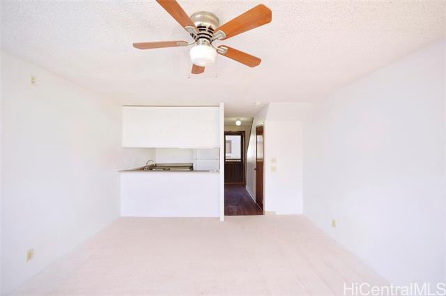 Photo #3: 202421044 Listing 