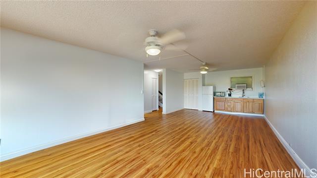 Photo #15: 202421045 Listing 