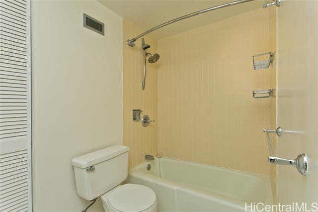 Photo #14: 202421299 Listing 