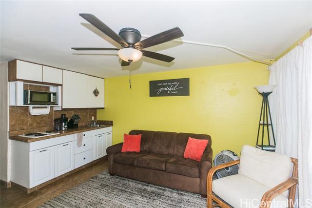 Photo #4: 202421338 Listing 