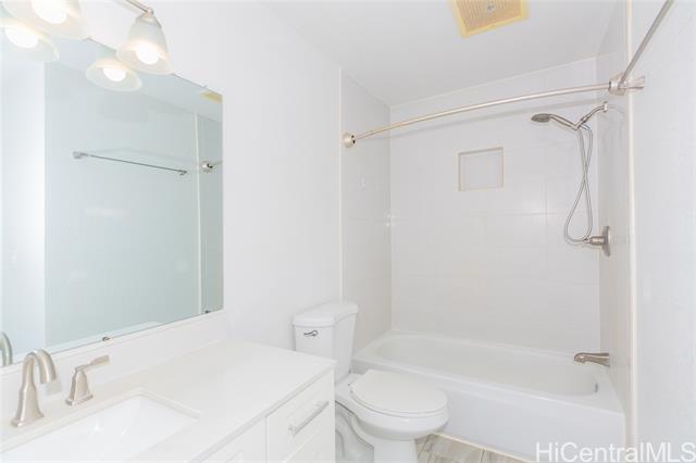 Photo #15: 202421559 Listing 