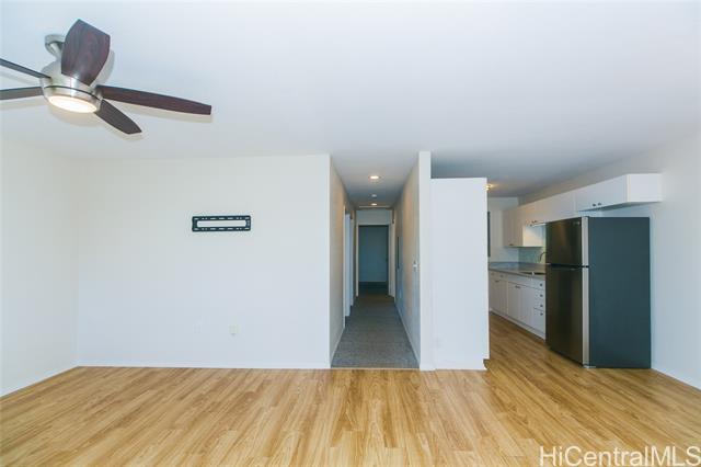 Photo #6: 202421559 Listing 