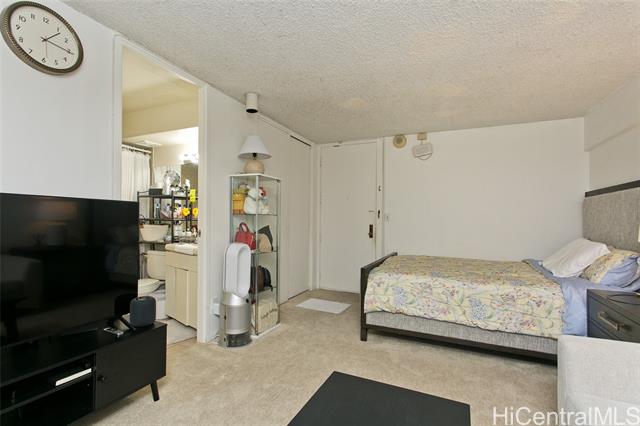 Photo #6: 202421647 Listing 