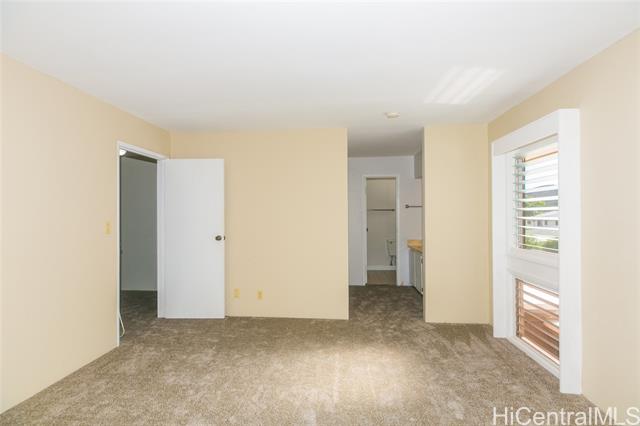 Photo #17: 202421783 Listing 