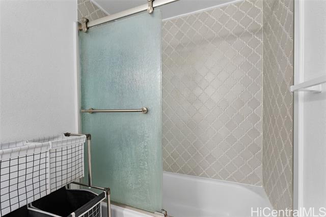 Photo #16: 202421870 Listing 