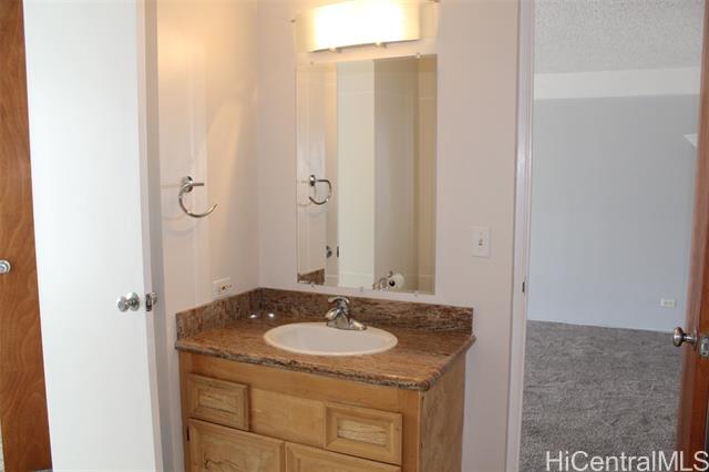 Photo #10: 202421893 Listing 