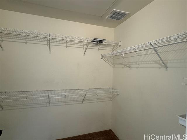 Photo #8: 202422056 Listing 