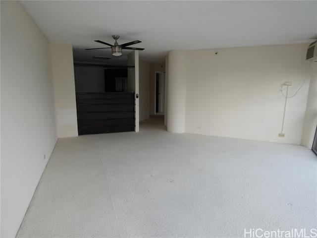 Photo #6: 202422138 Listing 