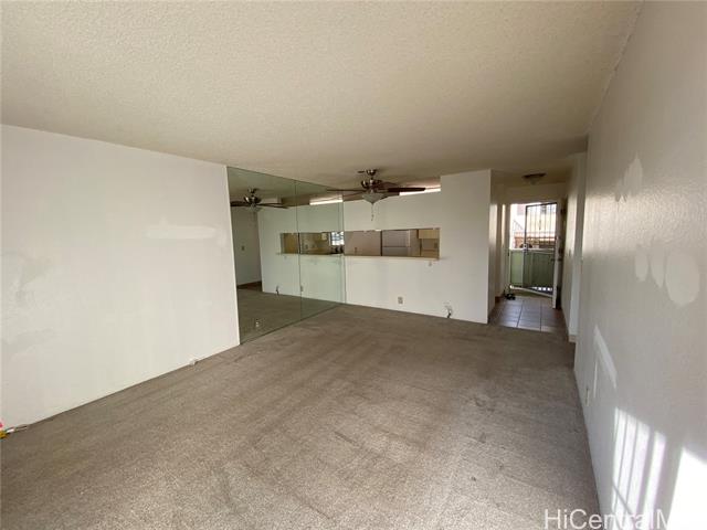 Photo #7: 202422233 Listing 