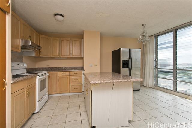 Photo #6: 202423501 Listing 