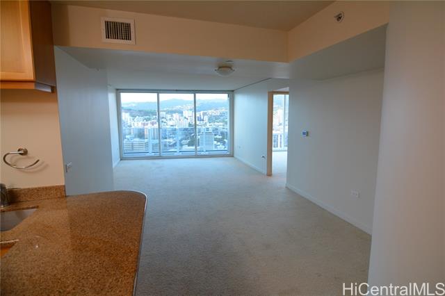 Photo #4: 202423623 Listing 