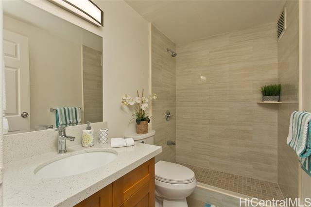 Photo #12: 202423632 Listing 