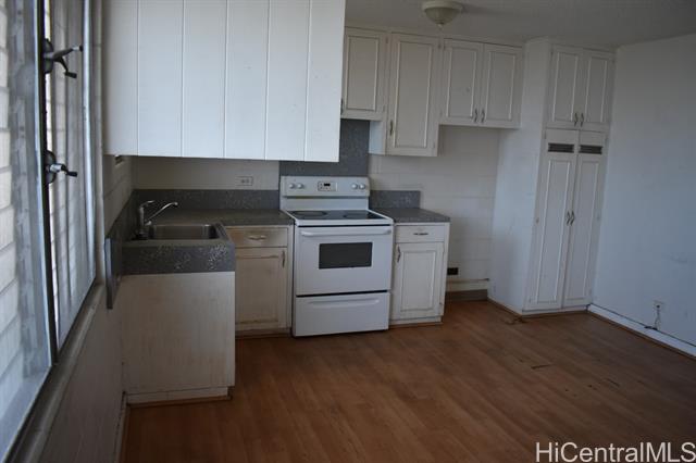 Photo #3: 202423650 Listing 