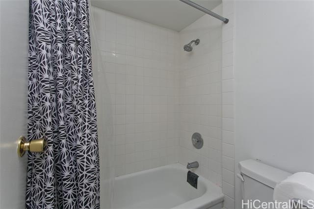 Photo #7: 202423790 Listing 