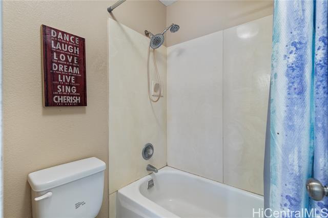 Photo #16: 202424042 Listing 