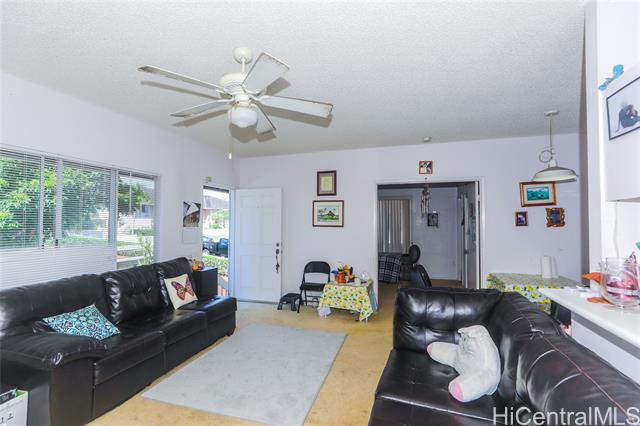 Photo #4: 202424266 Listing 