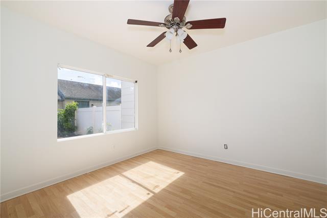 Photo #9: 202424423 Listing 