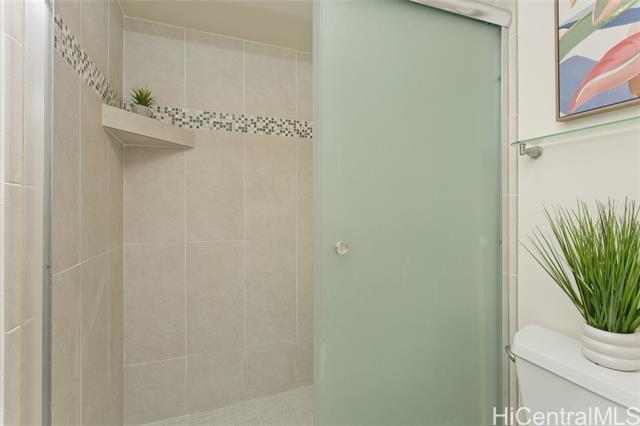 Photo #15: 202424434 Listing 