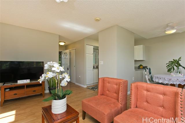 Photo #4: 202424763 Listing 