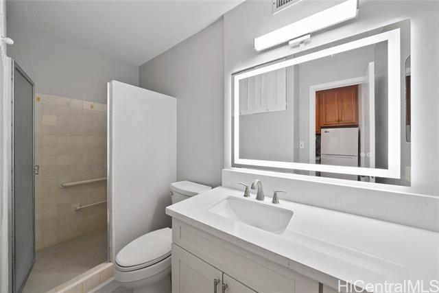 Photo #13: 202425853 Listing 