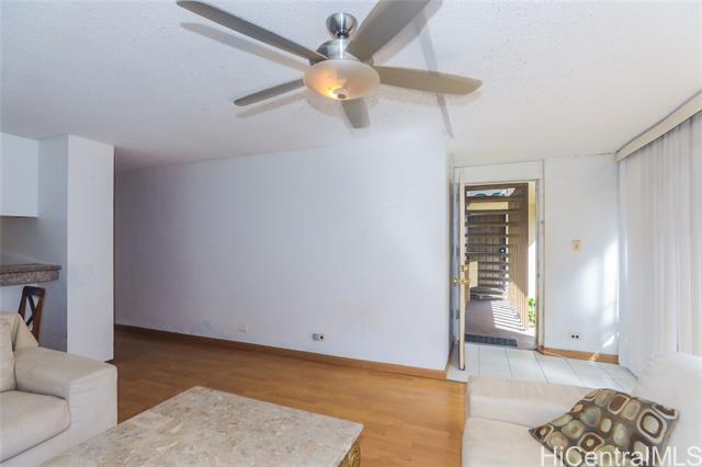 Photo #9: 202426228 Listing 